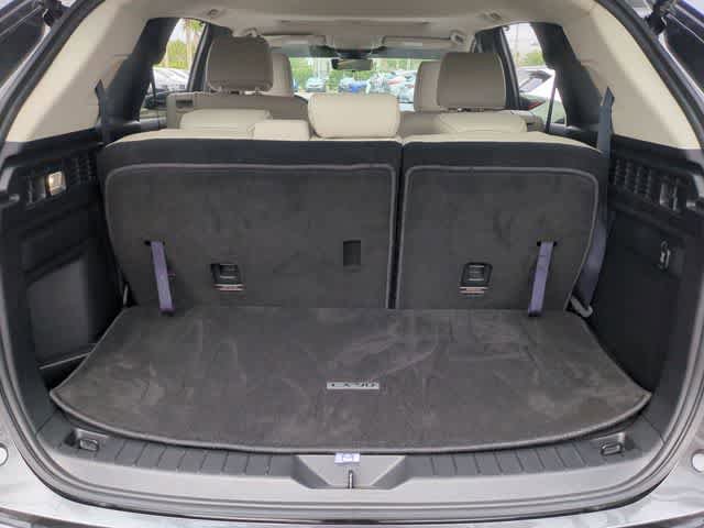 Used 2024 MAZDA CX-90 3.3 Turbo w/ Preferred Package AWD/4WD image 36