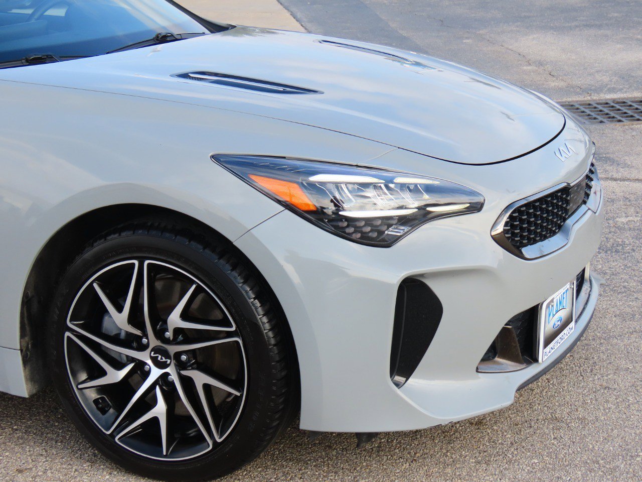 Used 2023 Kia Stinger GT-Line w/ Sun & Sound Package image 6