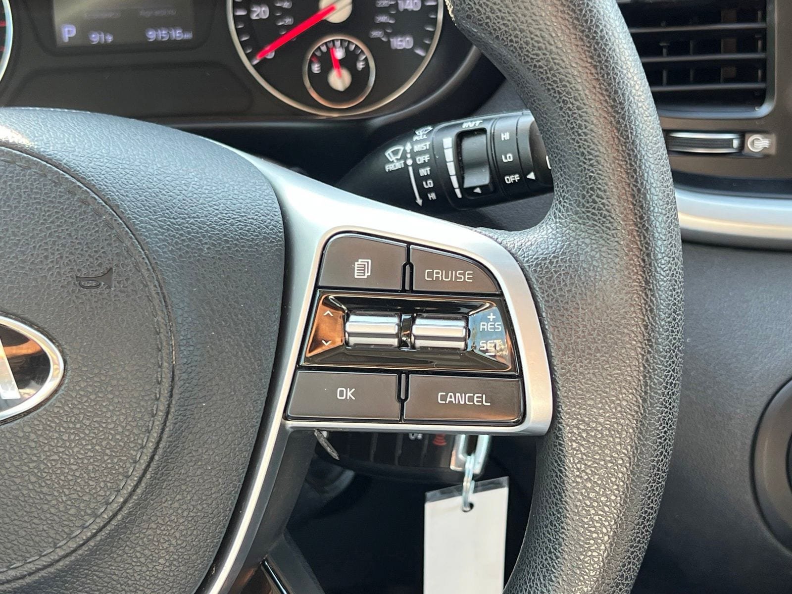 Used 2020 Kia Sorento LX FWD image 29
