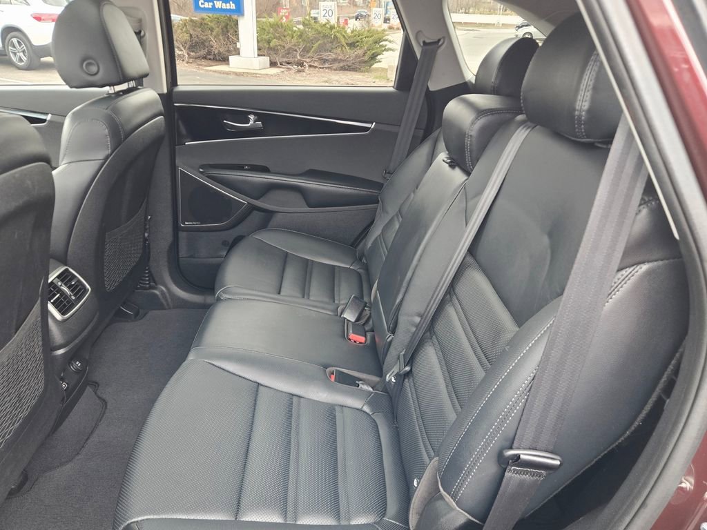 Used 2020 Kia Sorento SX image 19