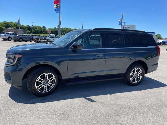 New 2026 Ford Expedition Active AWD/4WD image 5