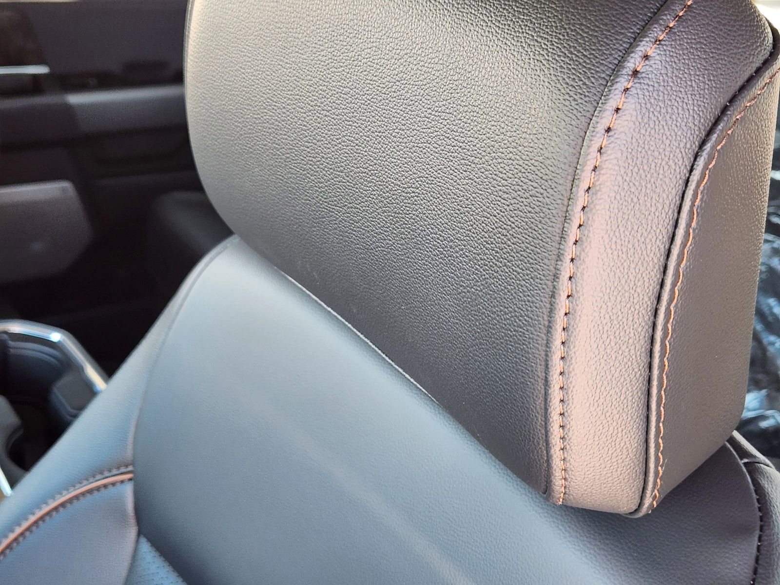 New 2026 Ford F250 Lariat w/ Chrome Package image 15