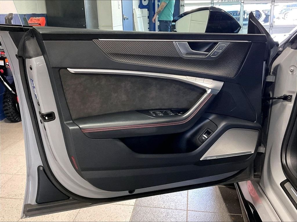 Used 2021 Audi RS 7 Sportback w/ Black Optic Package AWD/4WD image 9