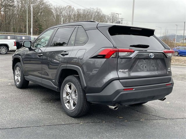 Used 2024 Toyota RAV4 XLE image 3