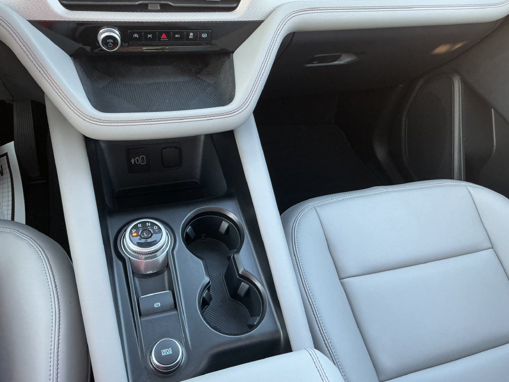 New 2026 Ford Explorer Active w/ Active Comfort Package AWD/4WD image 27