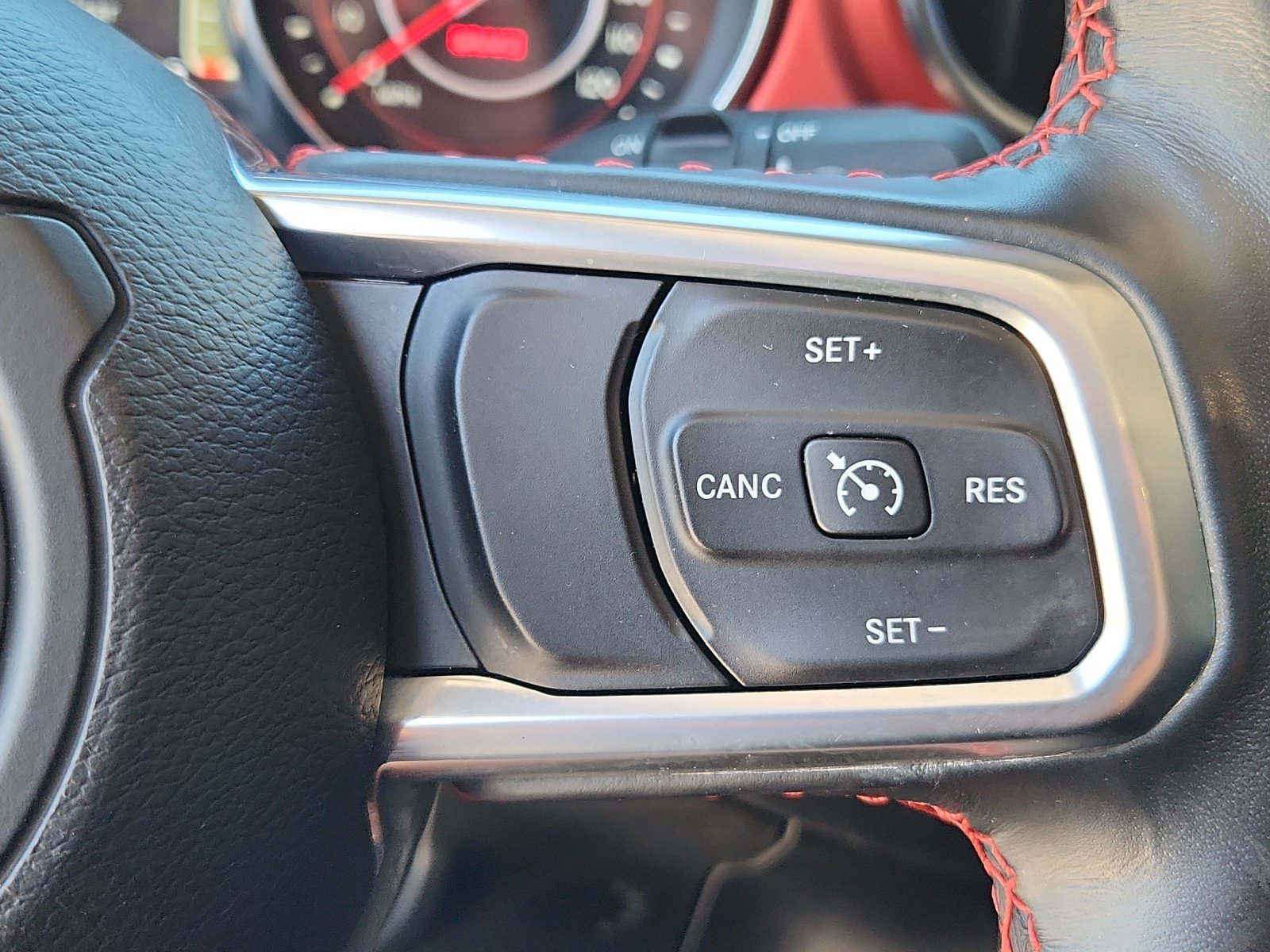Used 2021 Jeep Wrangler Unlimited Rubicon w/ Cold Weather Group AWD/4WD image 21