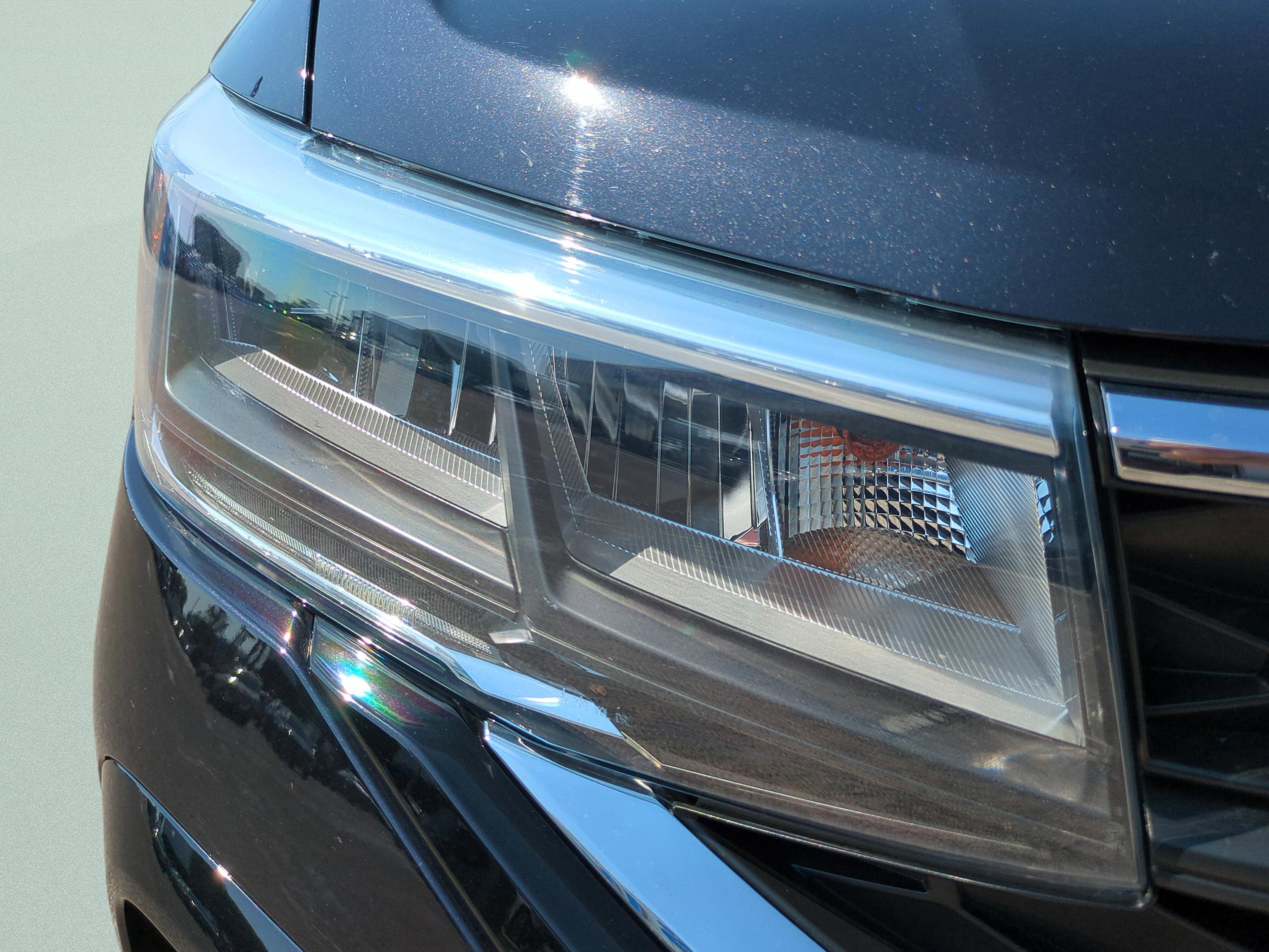 Used 2023 Volkswagen Taos SE image 9