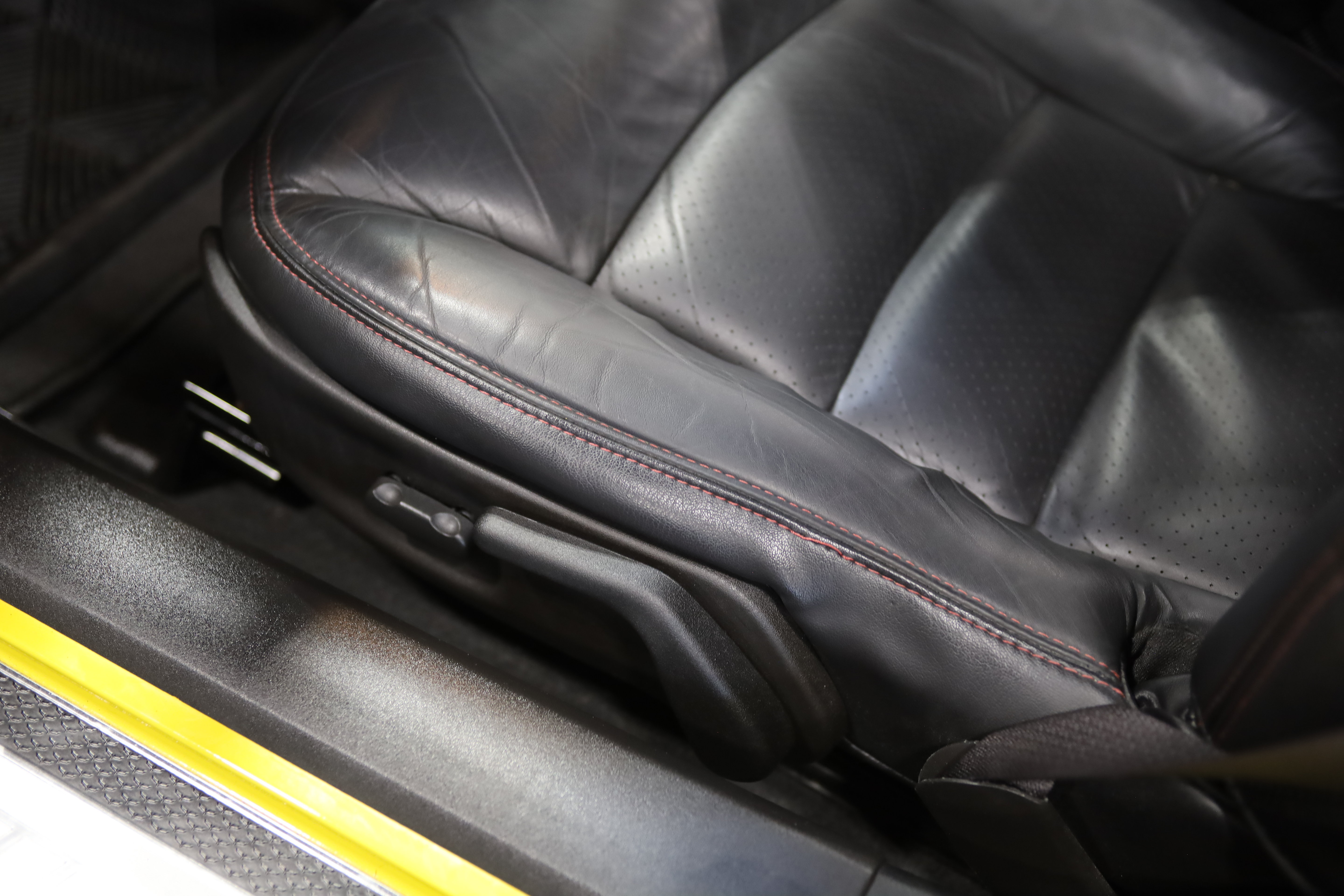Used 2008 Chevrolet Corvette Z06 w/ Preferred Equipment Group RWD image 18