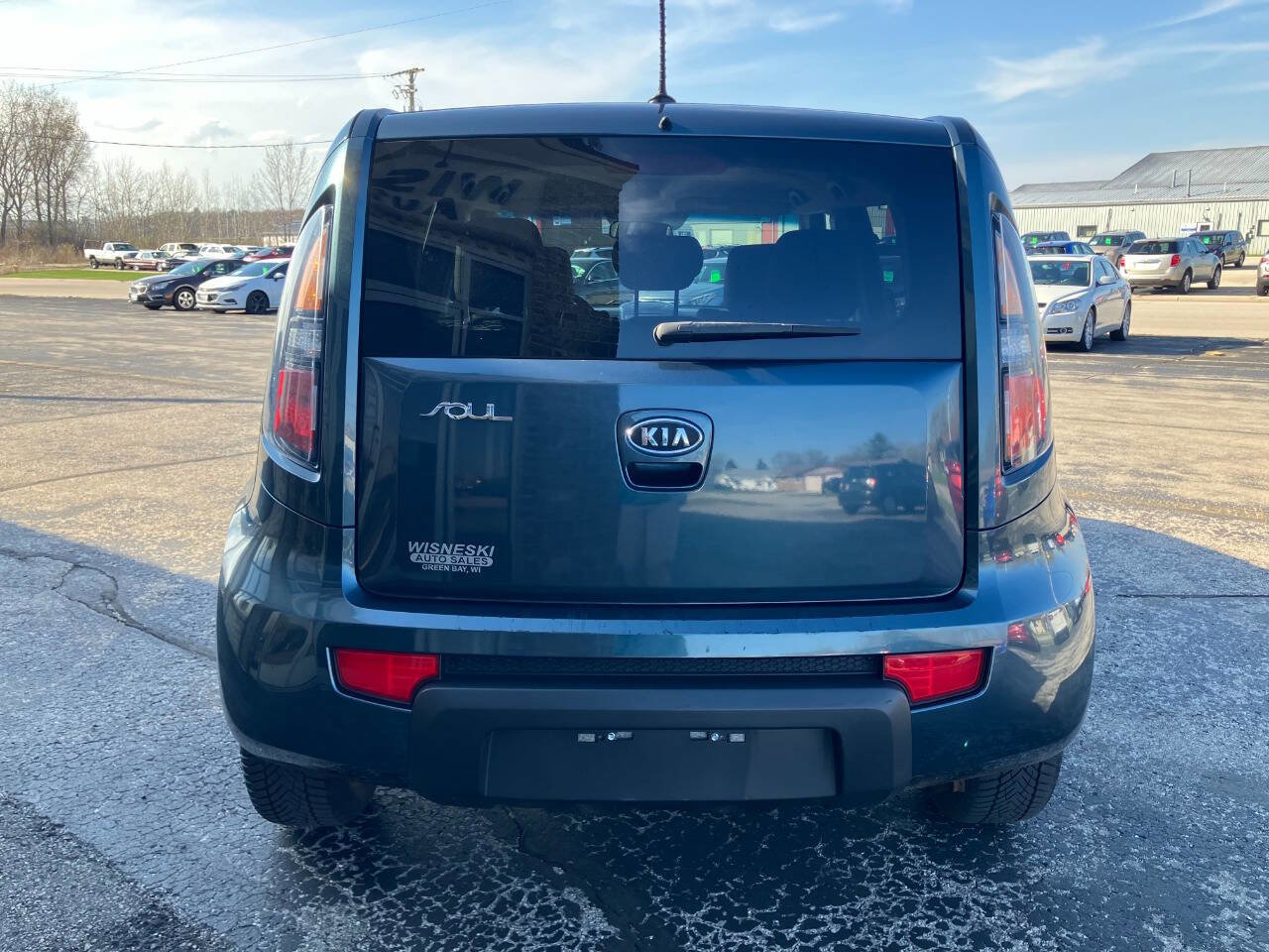 Used 2011 Kia Soul + FWD image 4