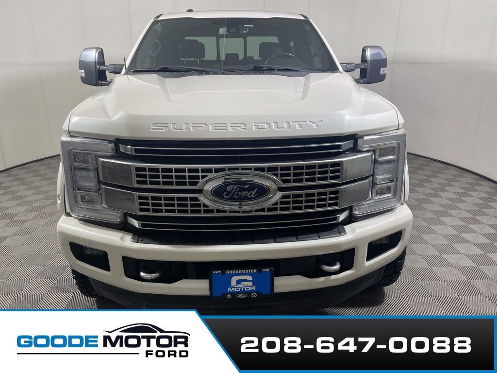 Used 2017 Ford F250 Platinum w/ Platinum Ultimate Package image 3