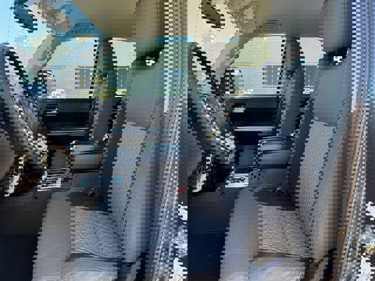 Used 2015 Toyota Tundra SR5 image 24