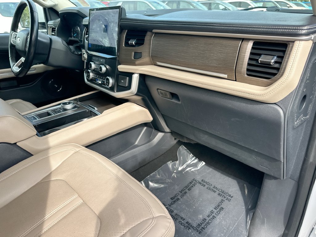 Used 2024 Ford Expedition Limited RWD image 28