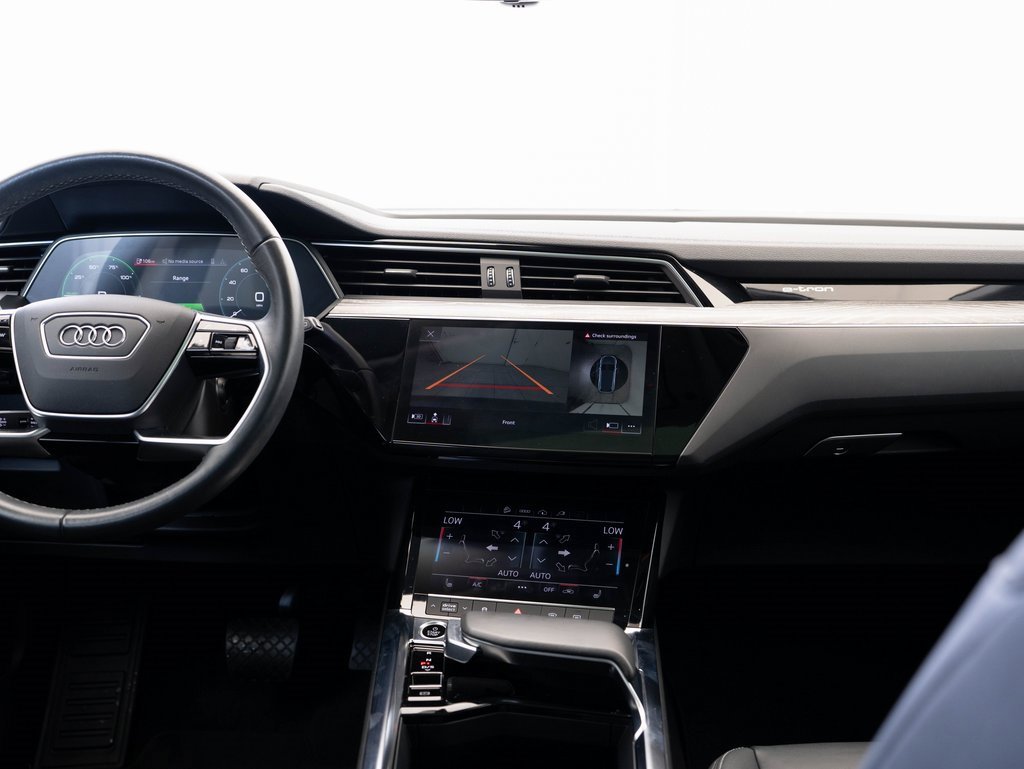 Used 2022 Audi e-tron Premium w/ Convenience Plus Package image 30