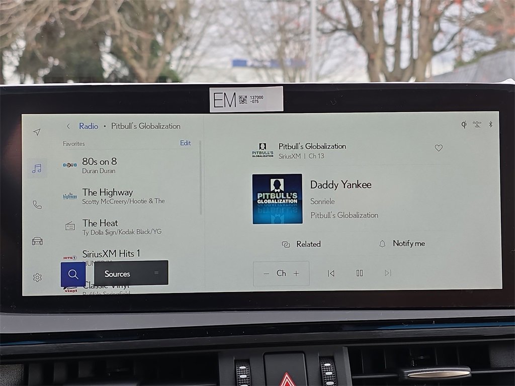 New 2025 Lexus ES 300h w/ Luxury Package image 21