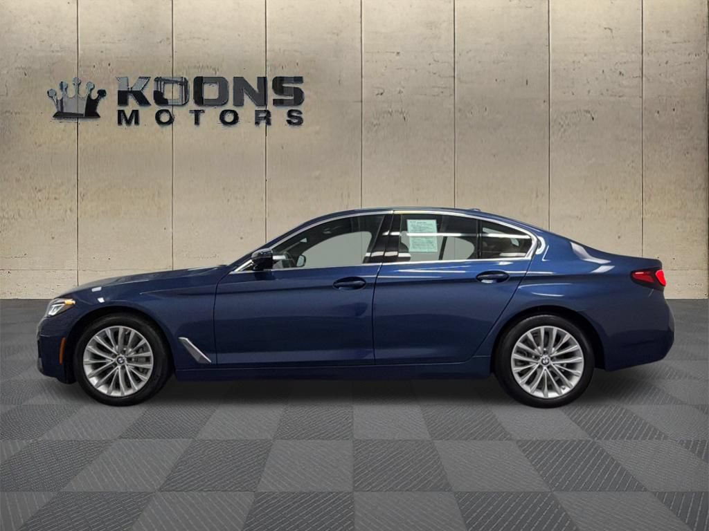 Used 2023 BMW 530i xDrive w/ Premium Package AWD/4WD image 4