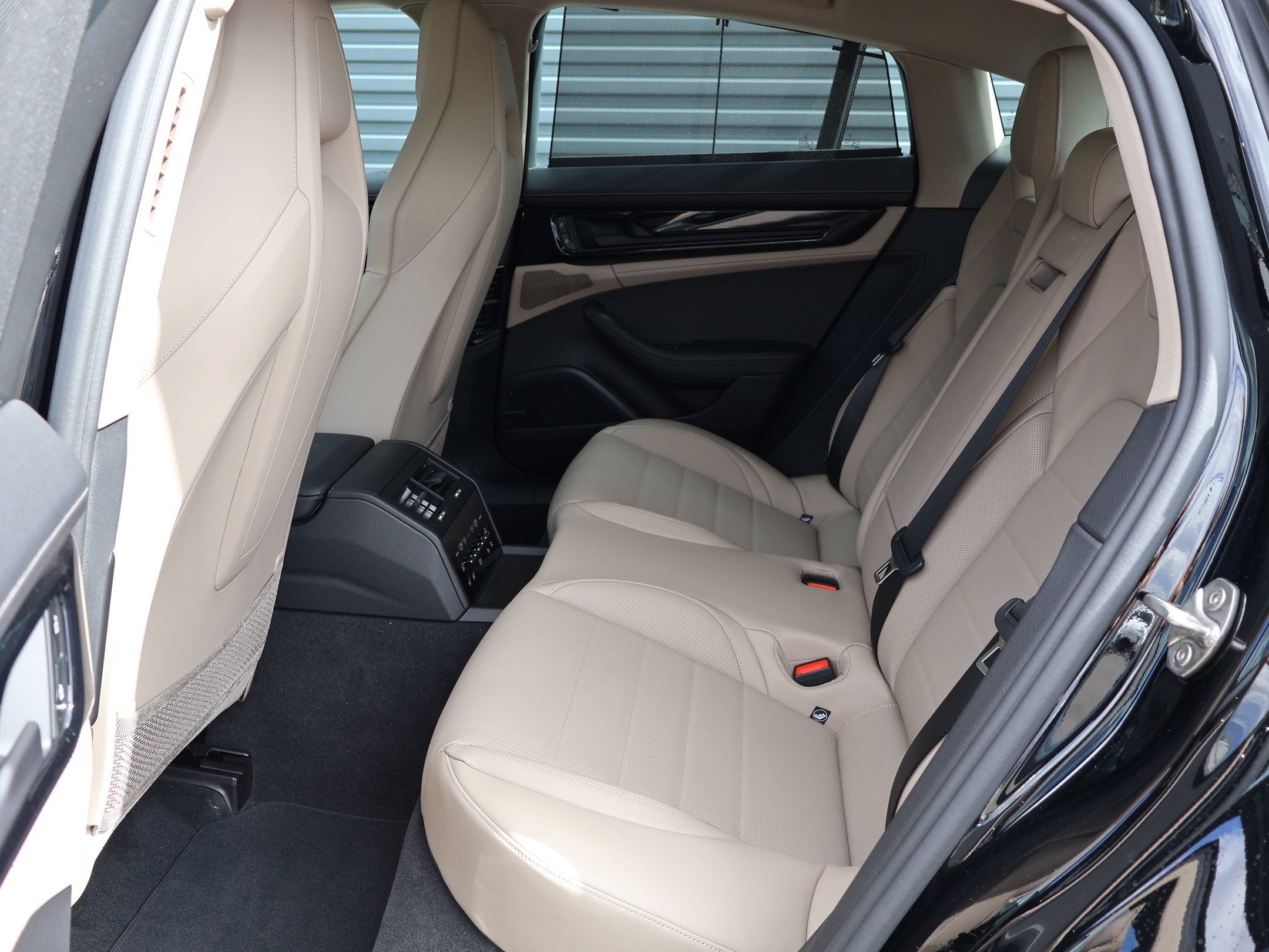 New 2026 Porsche Panamera 4 AWD/4WD image 27