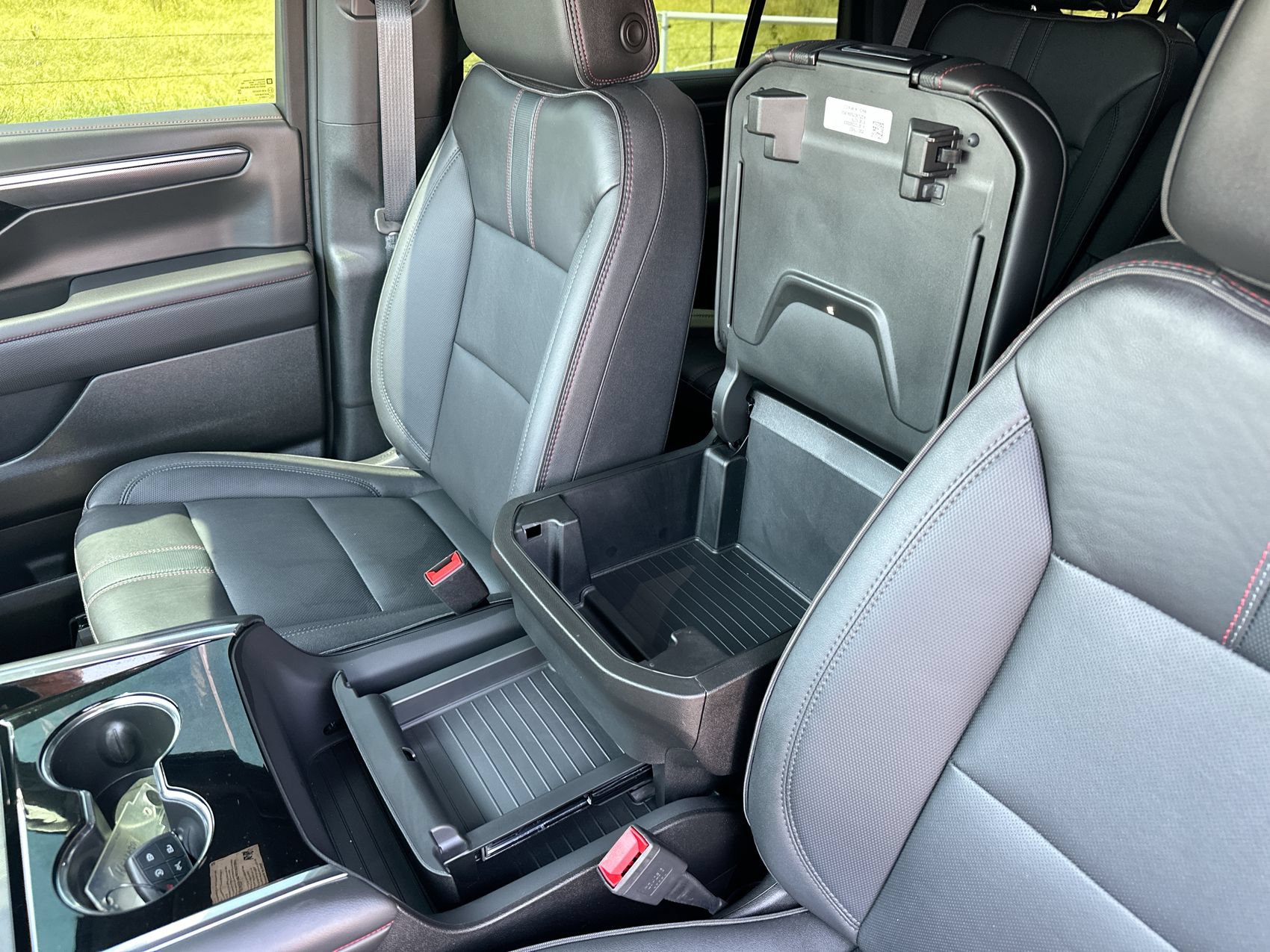 Used 2026 Chevrolet Tahoe RST AWD/4WD image 22