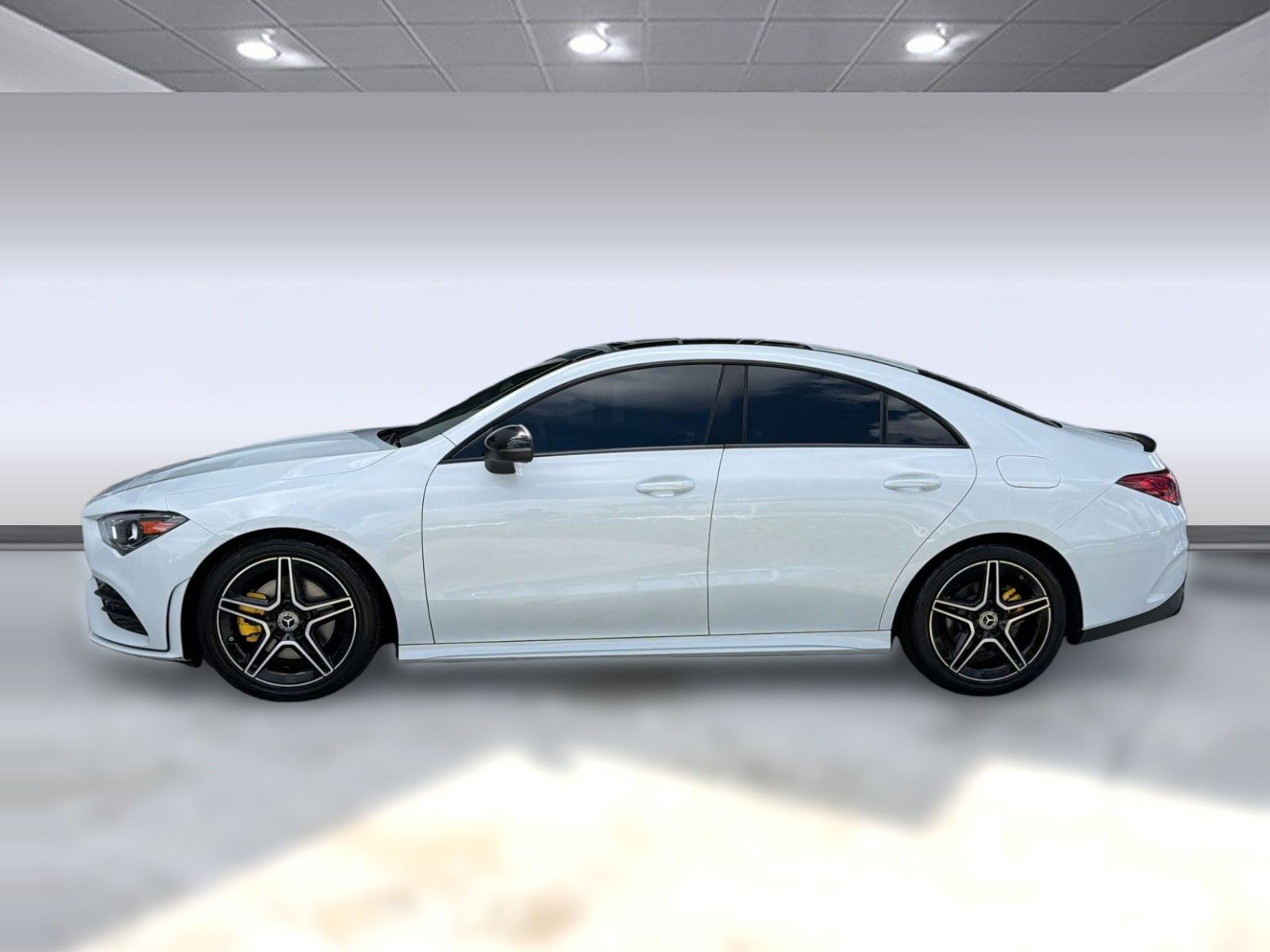 Used 2021 Mercedes-Benz CLA 250 image 2