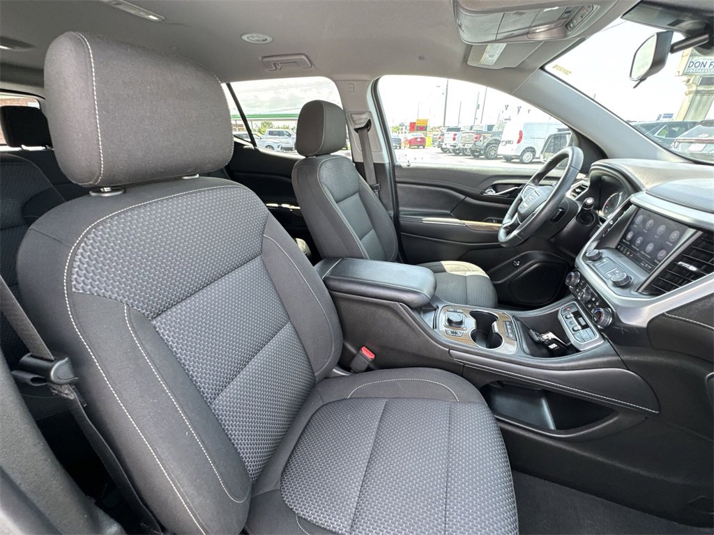 Used 2023 GMC Acadia SLE w/ Driver Convenience Package image 25