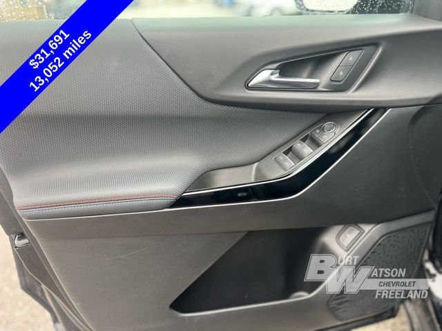 Used 2025 Chevrolet Equinox RS w/ Safety and Technology Package image 11