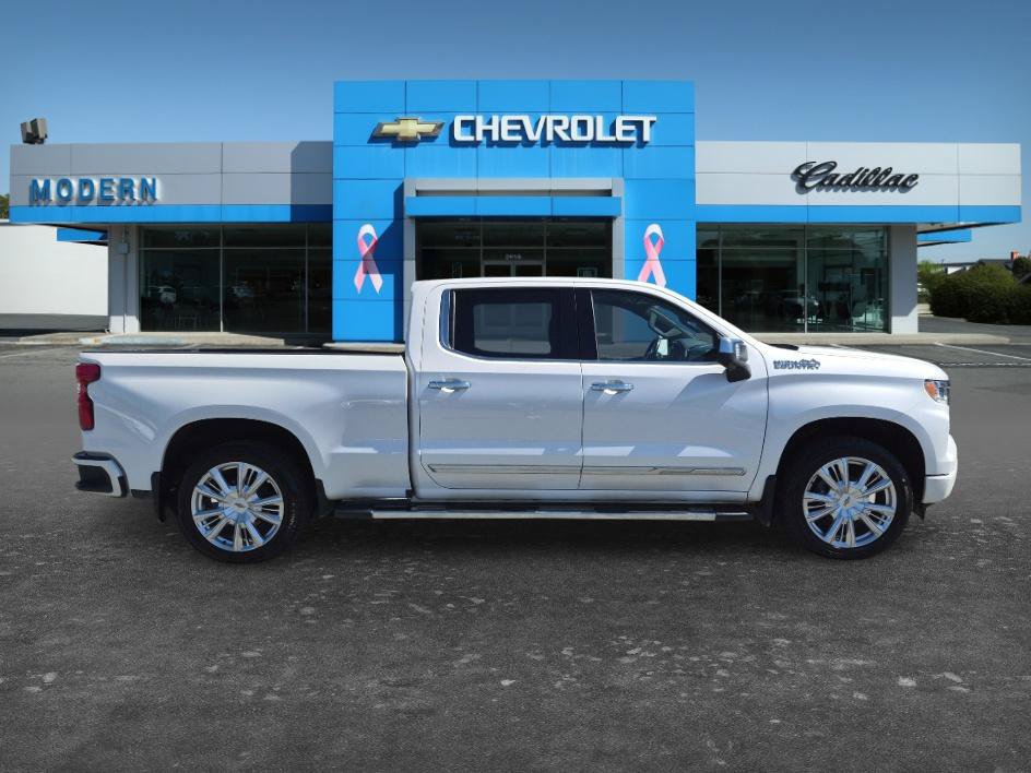 Used 2023 Chevrolet Silverado 1500 High Country AWD/4WD image 6