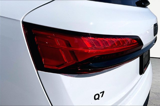 New 2026 Audi Q7 2.0T Premium AWD/4WD image 31