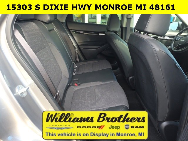 Used 2024 Kia Seltos S image 27