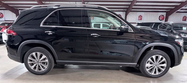 Used 2023 Mercedes-Benz GLE 350 w/ 3rd Row Seat Package image 2