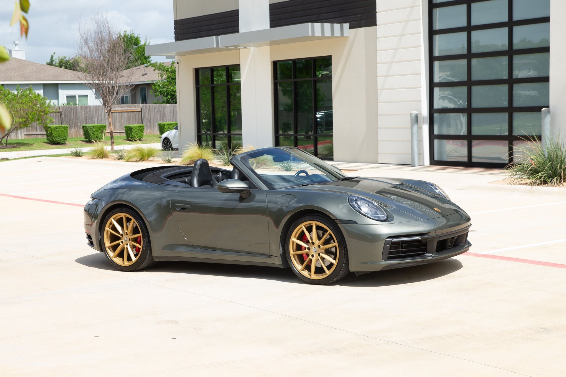 Used 2021 Porsche 911 Carrera S w/ Premium Package RWD image 14