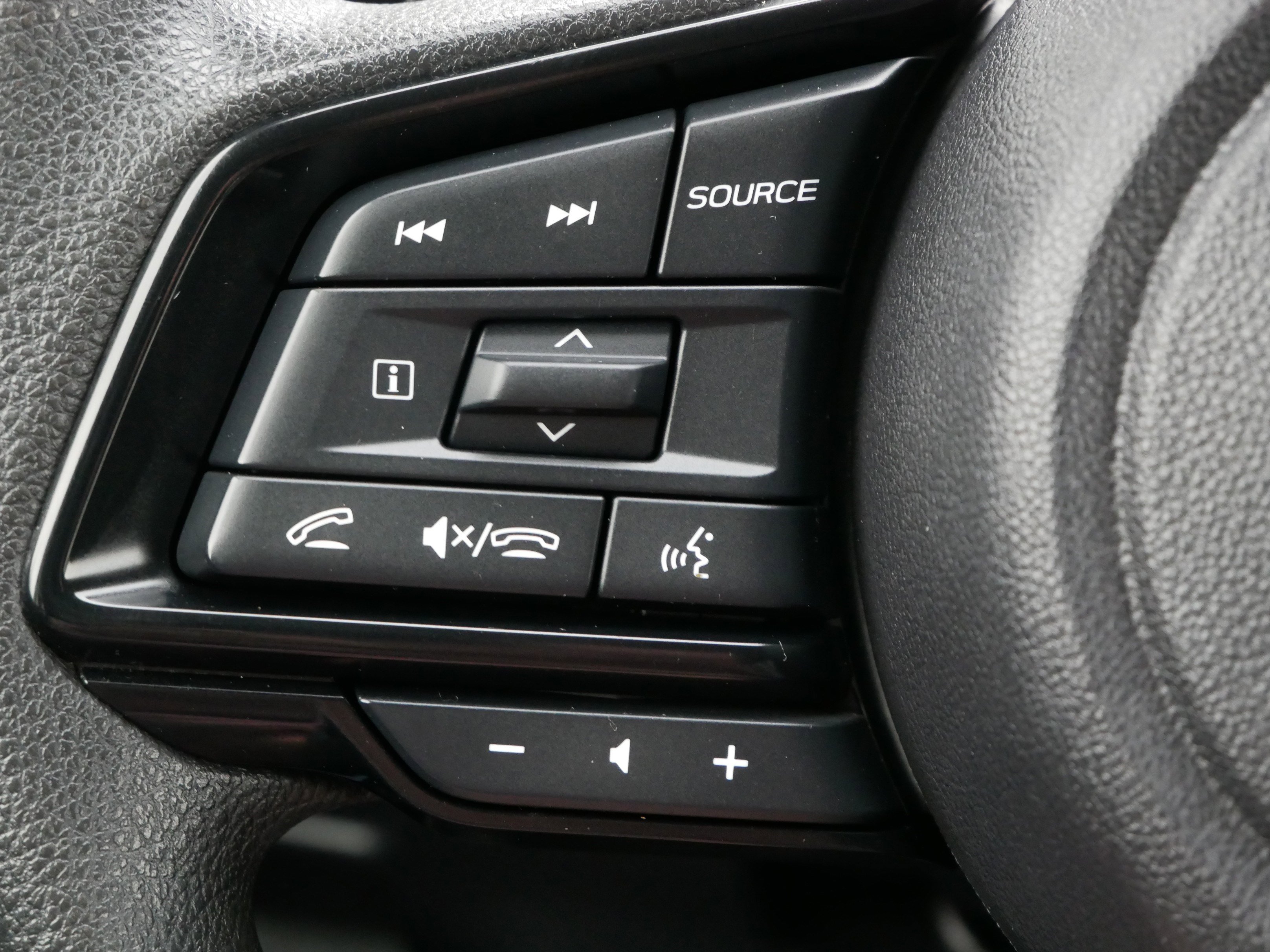 Certified 2024 Subaru Crosstrek 2.0i Premium w/ Crosstrek Mirror Package image 31