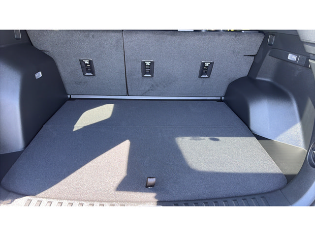 Used 2026 Chevrolet Equinox ACTIV w/ Convenience Package III FWD image 26