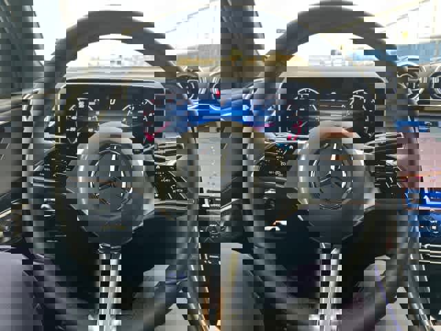 Used 2026 Mercedes-Benz GLC 300 image 25