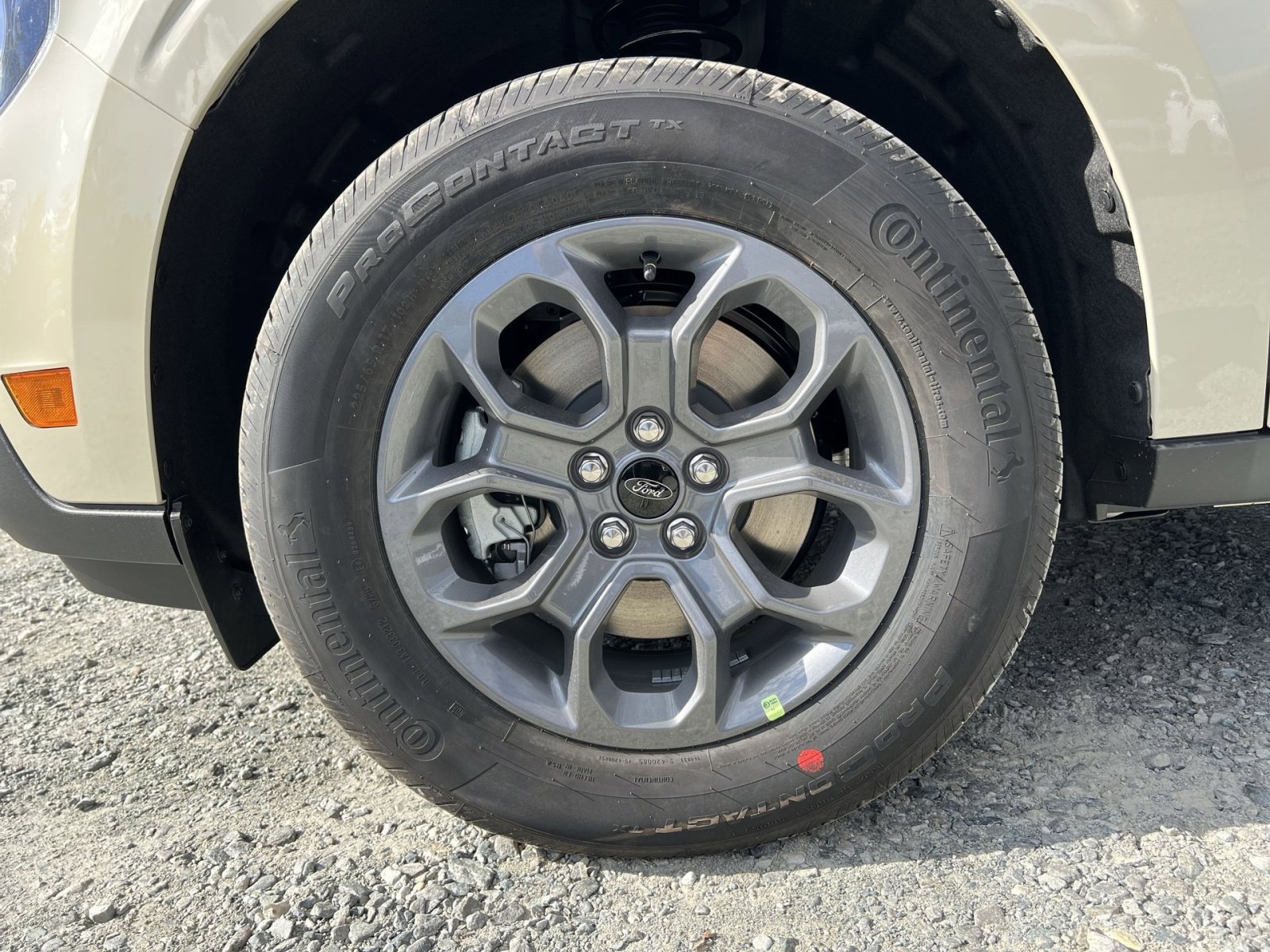 New 2025 Ford Maverick XLT image 12