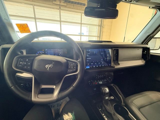 Used 2022 Ford Bronco Outer Banks image 19