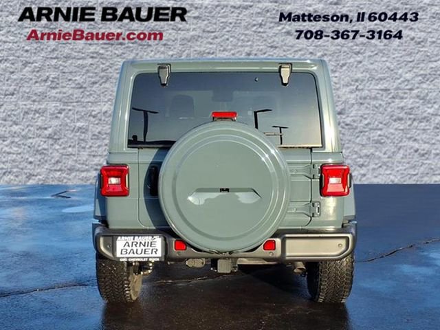 Used 2024 Jeep Wrangler Unlimited Sahara w/ Technology Group AWD/4WD image 10