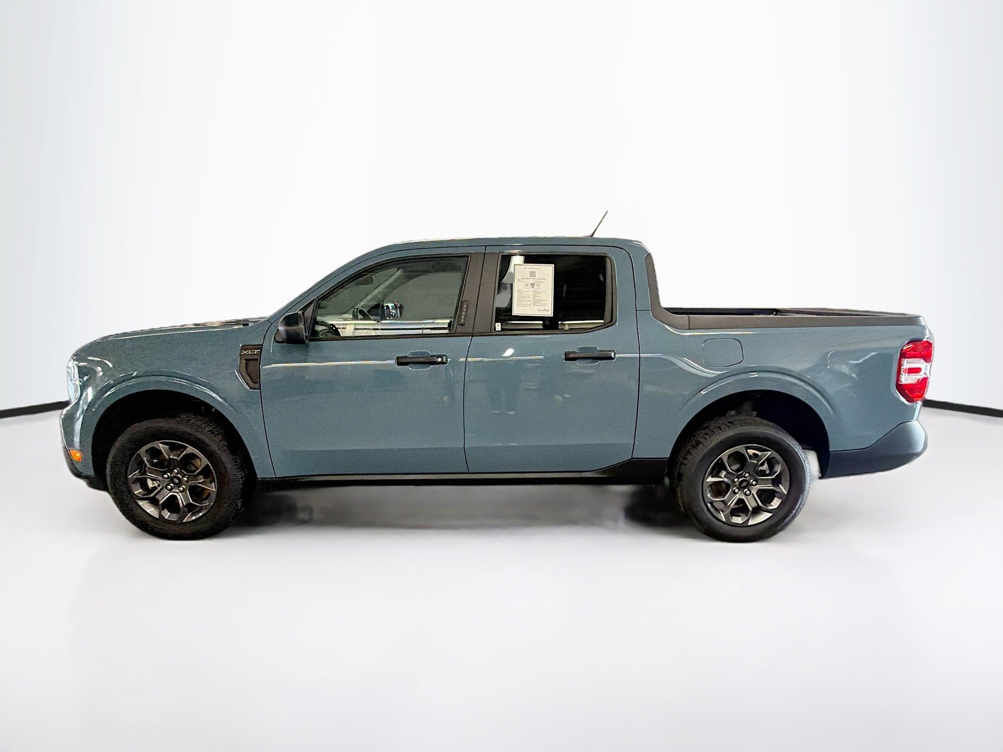 Used 2023 Ford Maverick XLT FWD image 4