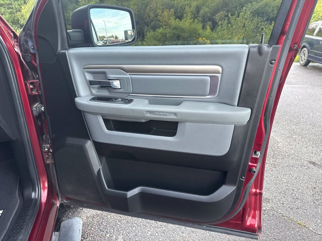 Used 2020 RAM 1500 Warlock RWD image 19