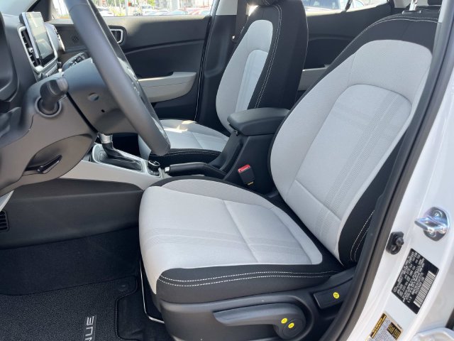 New 2026 Hyundai Venue SEL FWD image 20