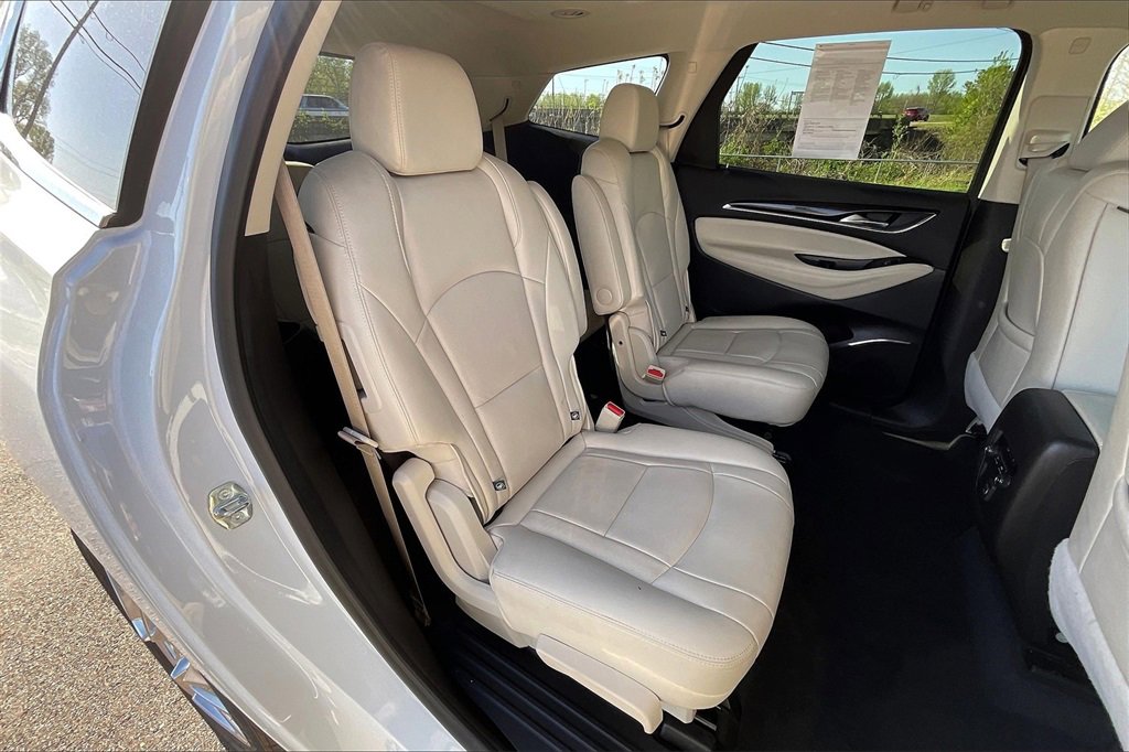 Used 2023 Buick Enclave Essence w/ Experience Buick Package image 26