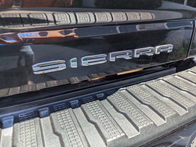 Used 2020 GMC Sierra 2500 Denali w/ Denali Ultimate Package AWD/4WD image 29