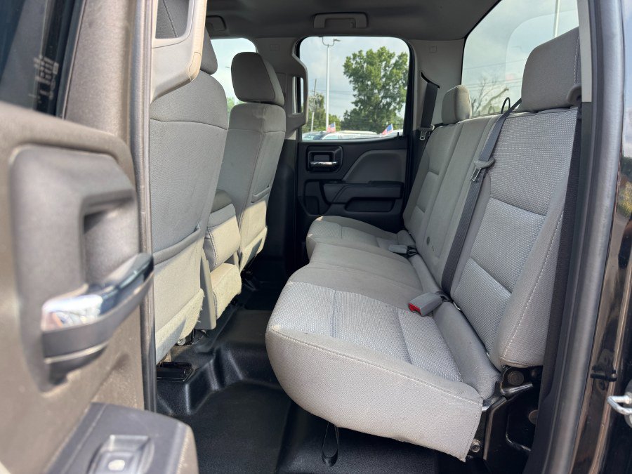 Used 2018 Chevrolet Silverado 1500 LS w/ Trailering Package AWD/4WD image 16