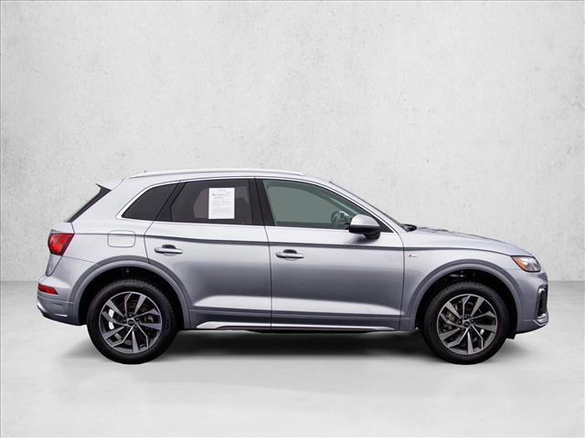 Used 2023 Audi Q5 2.0T Premium Plus w/ Premium Plus Package image 4