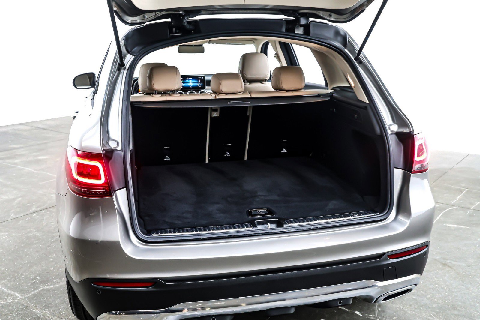 Used 2022 Mercedes-Benz GLC 300 image 22