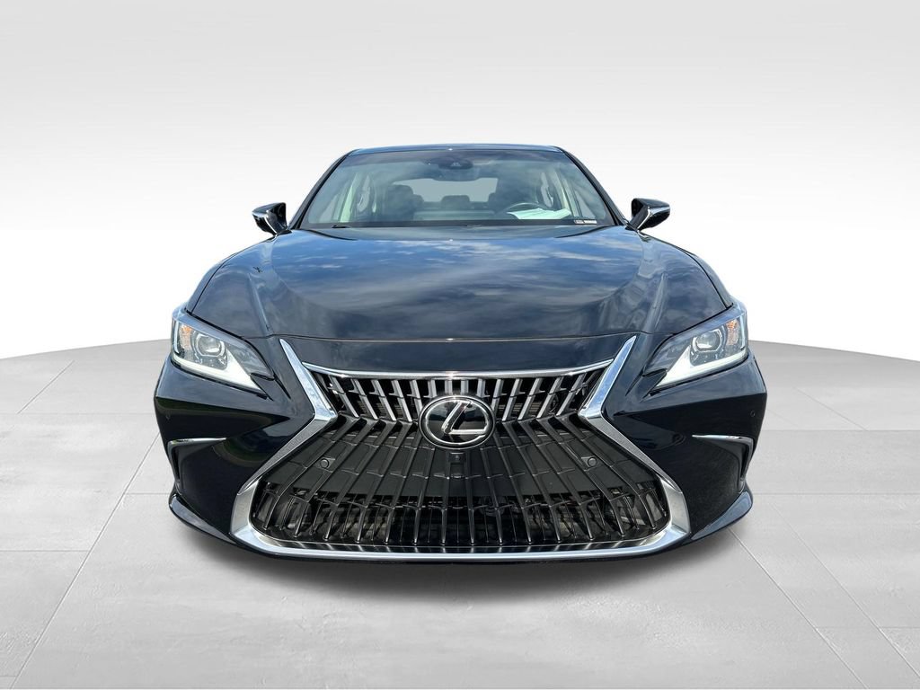 Used 2024 Lexus ES 300h w/ Accessory Package (Z2) FWD image 8