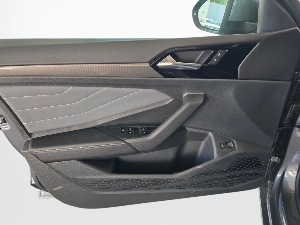 New 2026 Volkswagen Jetta SEL FWD image 33