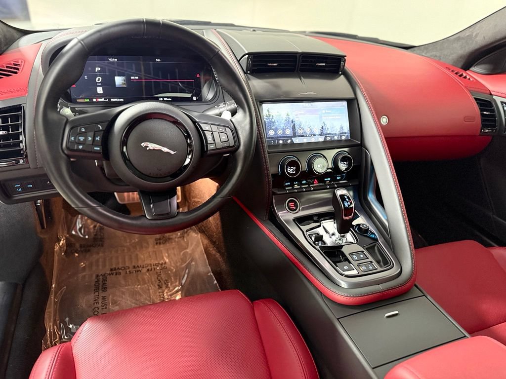Used 2024 Jaguar F-TYPE Coupe AWD image 12