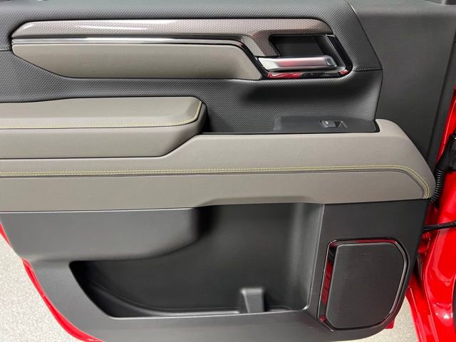 Used 2024 Chevrolet Silverado 2500 ZR2 w/ Technology Package image 39