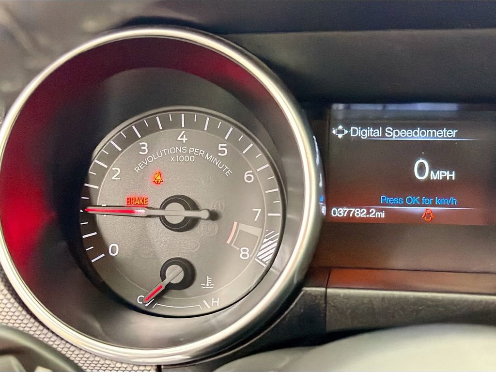 Used 2018 Ford Mustang GT RWD image 14