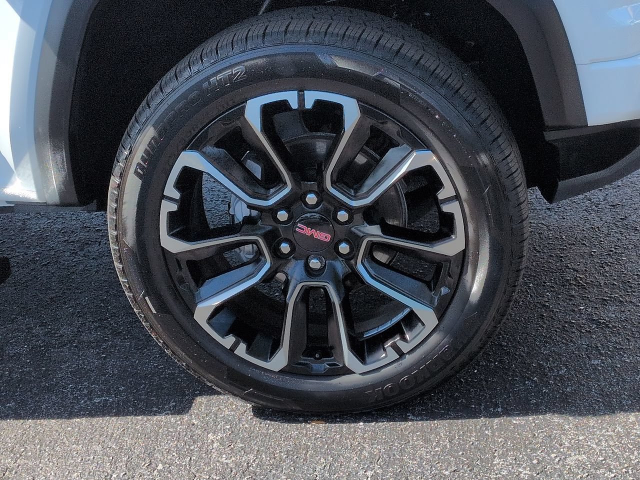 Used 2023 GMC Canyon Denali AWD/4WD image 11