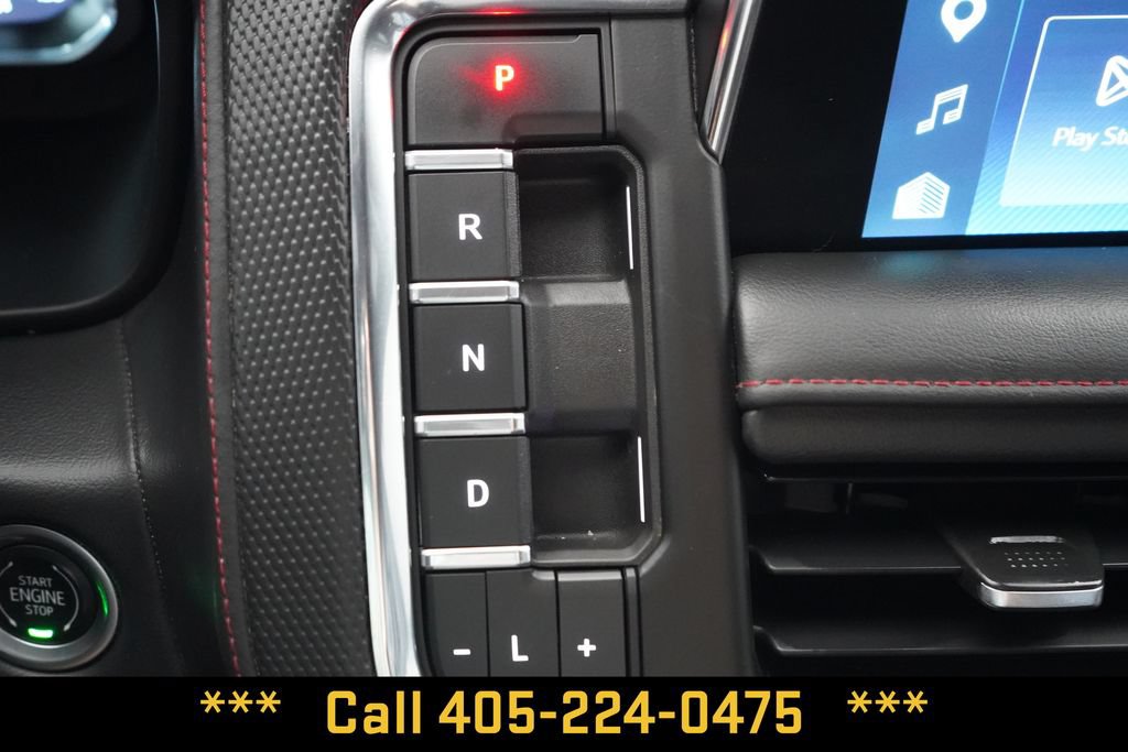 Used 2022 Chevrolet Suburban RST w/ Sport Performance Package AWD/4WD image 37